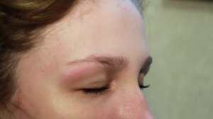 Коррекция и окрашивание бровей от салона красоты  Мон Пари