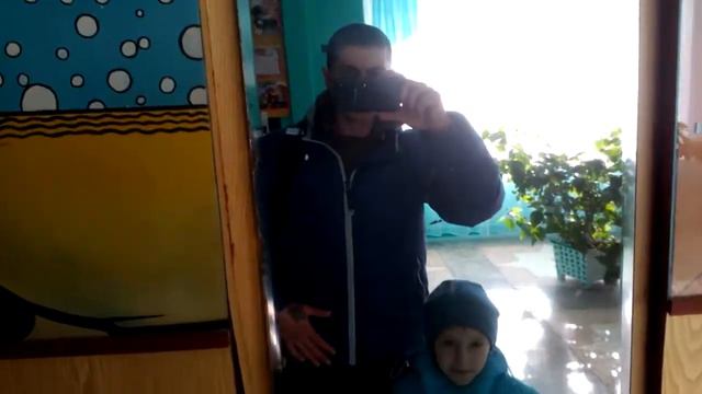 Давид идёт со школы. смотреть онлайн