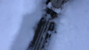 Угловые откатные ворота в снег