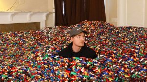 Я Заполнил Дом Друга 10 Миллионами Lego I MrBeast