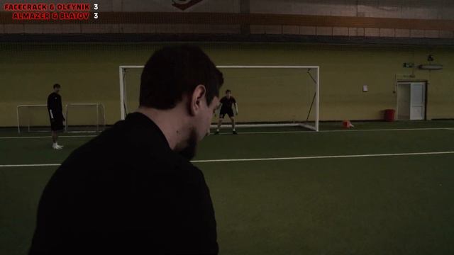 FACECRACK и ALMAZER на ФУТБОЛЬНОМ ПОЛЕ (feat. БЛАТОВ) | КИБЕРСПОР(т) смотреть онлайн