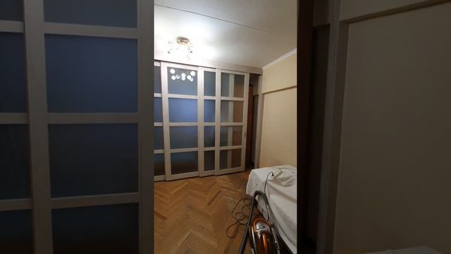 Межкомнатная раздвижная перегородка из 5 полотен системы Каскад.