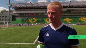 ХК «Строитель-Сыктывкар» приступил к тренировкам на поле республиканского стадиона
