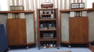 JBL  HARTSFIELD  On  Rock  by. Tho  Audio