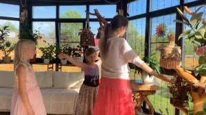 Утреннее приветствие в кругу в вальдорфской педагогике