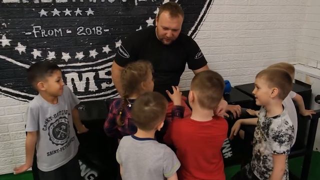 Тренировки детей в Омске /клуб #EMELYANOVTEAM55 /день спорта/ ДЕТИ