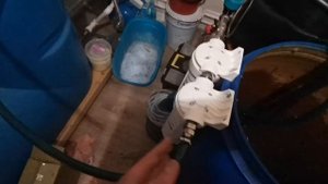 Бак для воды с колодца для обезжелезивание воды