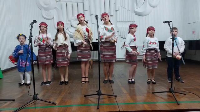 Вокальний ансамбль "Ягідка"-Українська народна пісня "Із сиром пироги" в обр. А.Чумак смотреть онлайн