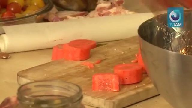 Быть Сержем МаRковичем #1 Запеченая баранина с картофелем и овощами смотреть онлайн