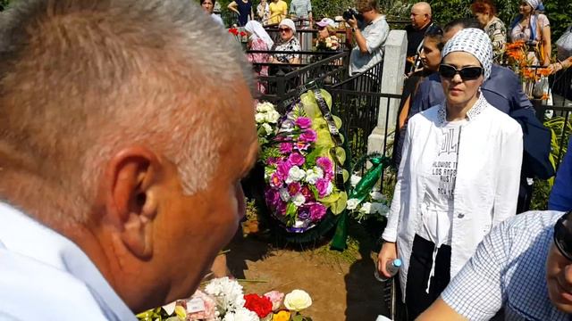 Похороны Хании Фархи смотреть онлайн