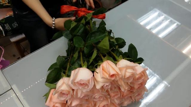 Доставка Роз в Мурманске. Роза "Ангажемент" смотреть онлайн