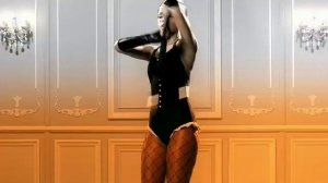 Rihanna - Umbrella Video