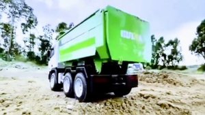 Самосвал на радиоуправлении фирмы Huina 1:18