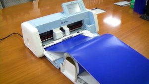 ScanNCut SDX1200 - How to use the Roll Feeder Accessory