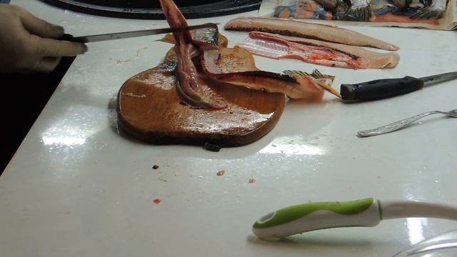 Разделка щуки cut part2 смотреть онлайн