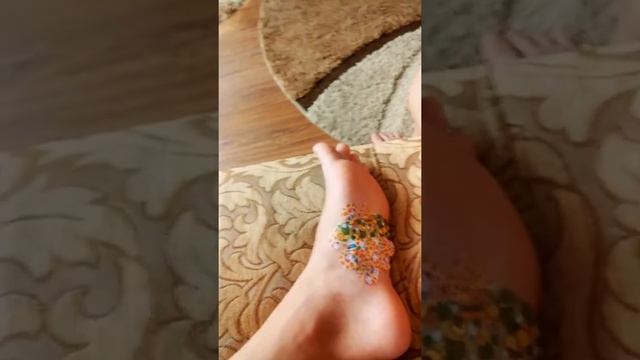 Порезала ногу СТЕКЛОМ смотреть онлайн