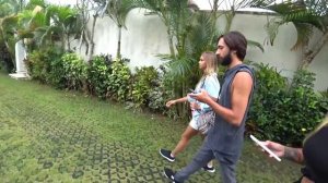 Самый глупый день/ Пустили тёщу "по кругу"/ Мия плавает в океане/ Подготовка к Балийскому НГ