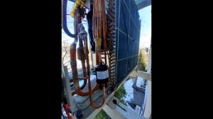 Ремонт кондиционера Haier 1U48LS1EAB замена компрессора с автовышки
