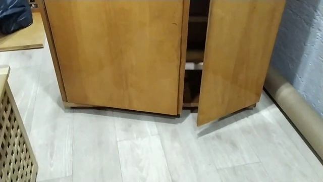 Брудер для цыплят из старого шкафа. Часть 1. смотреть онлайн