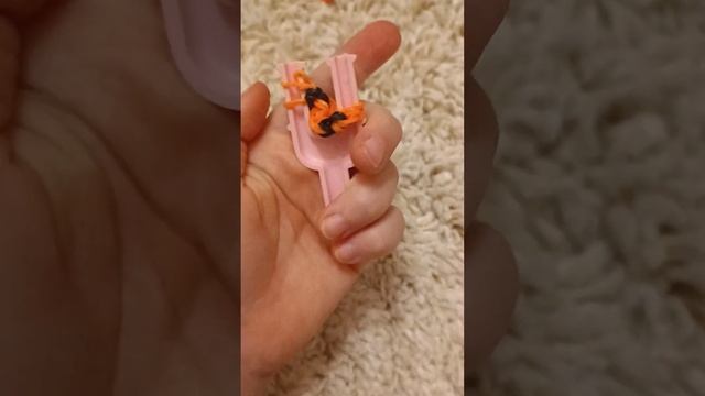 ТЫКВА из резинок на рогатке ?| HALLOWEEN Rainbow Loom ?☠️? смотреть онлайн