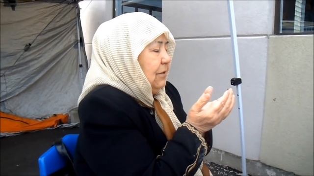 Uzbek sumalak in Toronto Узбеки Торонто готовят сумаляк  Özbekler 1 Samanak سمنک