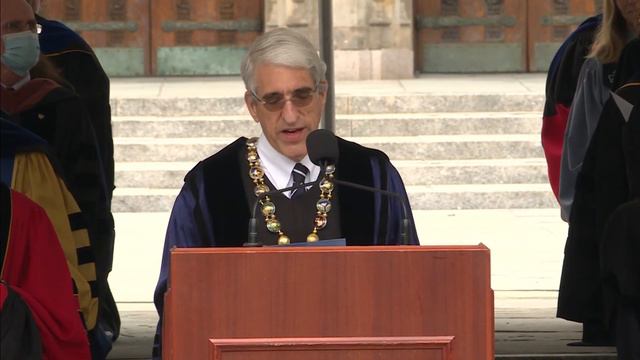 Yale College Opening Assembly – Class of 2026 смотреть онлайн