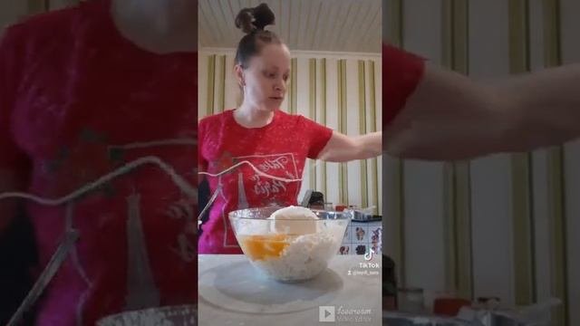 Творожная запеканка из домашнего творога.