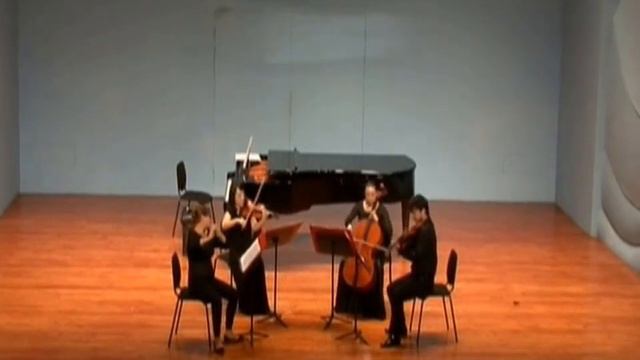 Mozart quartet in Re Major for flute and strings смотреть онлайн
