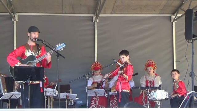 Очи чёрные Денис Блинов и Ансамбль УРА Петербургская ярмарка в Тампере 2015 смотреть онлайн