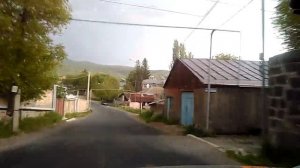 Вид на село Дзорахбюр, май 2019 с дороги из Абовян в Гарни | туризм в Армении