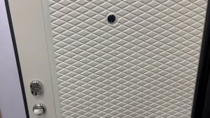 Входная дверь «Чёрный Кварц»