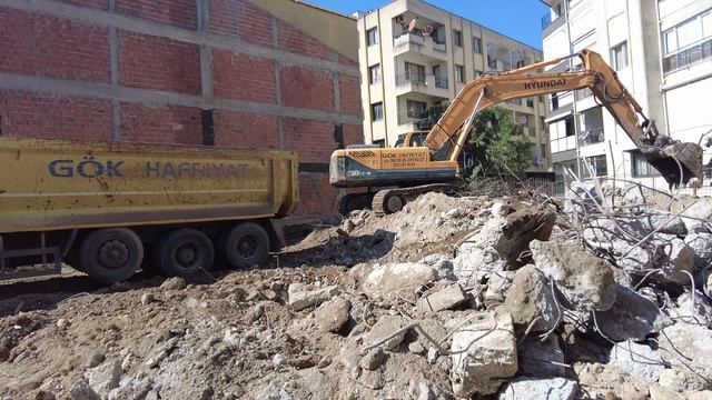 Tractor | Big excavator, Hyundai 290 ,Loading truck, Heavy Transports смотреть онлайн