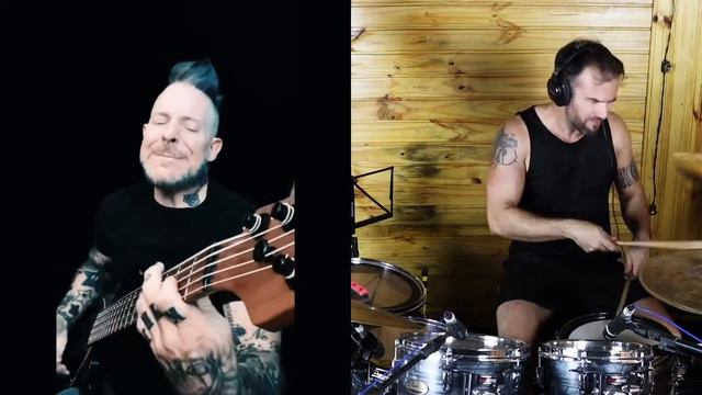 Groove Bass and Drums - Josh Paul / Marcelo Seghese смотреть онлайн