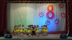 Я горошек молочу