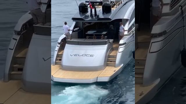 Pershing 82 ‘Veloce’ departing Port Hercule in Monaco with Yacht Controller