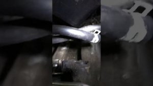 Опель Вектра б замена пластикового патрубка ,саксофона