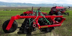 Посев гороха по технологии No-till. Обзор работы посевного комплекса FEATAGRO серии N-12000