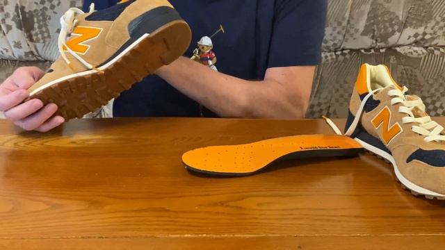 New Balance 1300 x Levi’s. Обзор давнего и очень яркого коллаба New Balance с компанией Levi’s смотреть онлайн