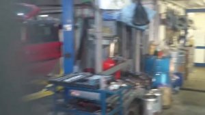 Mazda Demio замена сайлентблоков балки задней подвески