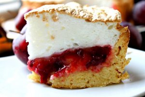 ПОТРЯСАЮЩИЙ ПИРОГ СО СЛИВАМИ