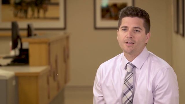 Midwest Oral Surgery Treats You Like Family смотреть онлайн