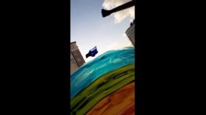 Рисуем радугу на стекле.