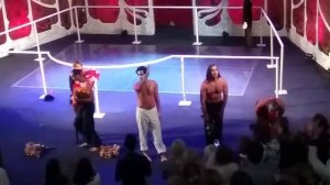 Спектакль Служанки выход на поклон