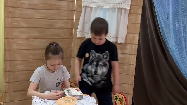 Постановка рассказа В. Осеевой "Волшебное слово"