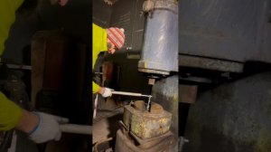 Начало ремонта кузнечного молота МА4129а