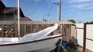 Яхта в гараже. Чё с парусами?  Установка рангоута такелажа. Постановка стакселя на закрутке и без.