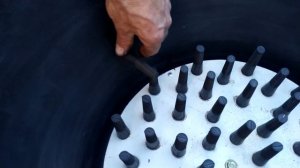 Перосъемная машина из строительного бака своими руками