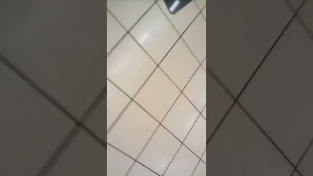 Прогулка по парку | идём в магазин | Аня плачет смотреть онлайн