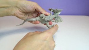 Фигурка динозавра подвижная "Свирепая Сила. Дилофозавр", серия Jurassic World, компания Mattel