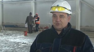 Строительство ледового катка.